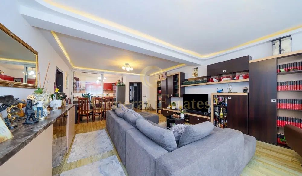 Apartament premium, 3 Camere 100 mp, 2 parcari inclse in pret - Poză 2