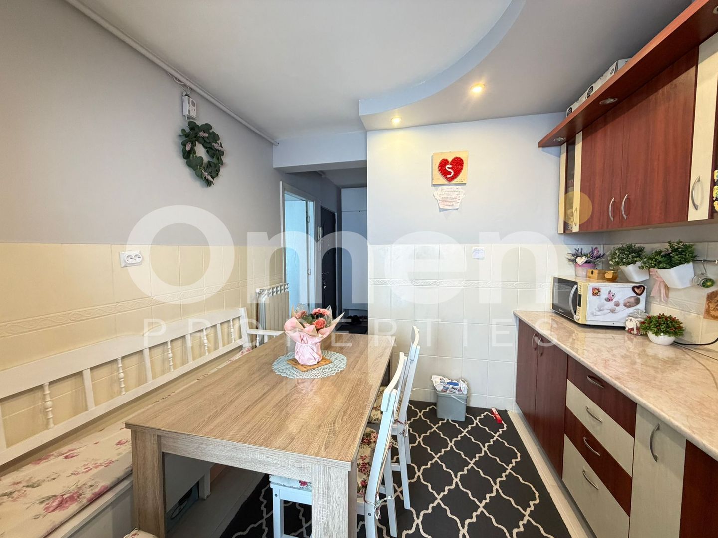 Apartament cu 3 camere decomandat, etaj intermediar,  zona Lidl Hotvon - Poză 7