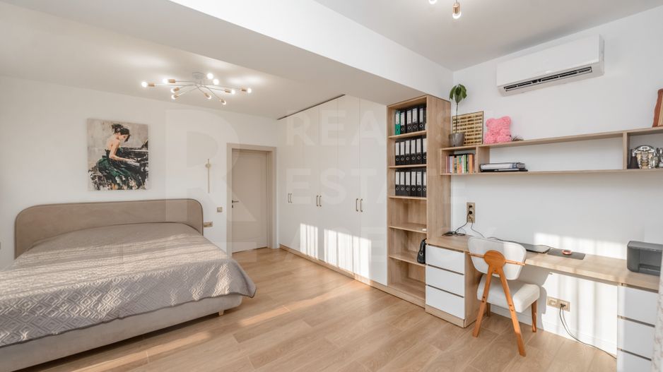 Vânzare, apartament, 2 dormitoare + living- 82 mp, Buiucani - Poză 10