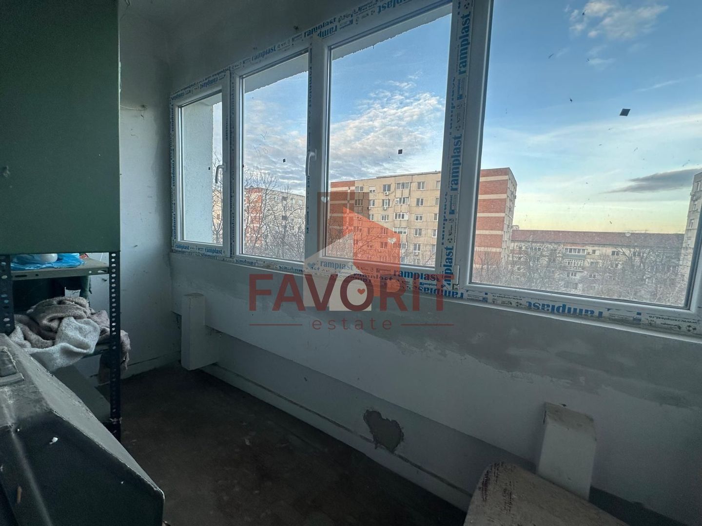 3 camere | etaj intermediar | lift | zona excelenta | boxa | - Poză 13