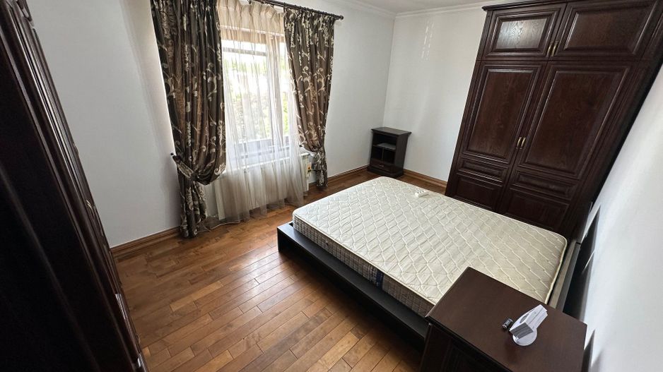Apartament spatios zona Lipovei - Poză 10