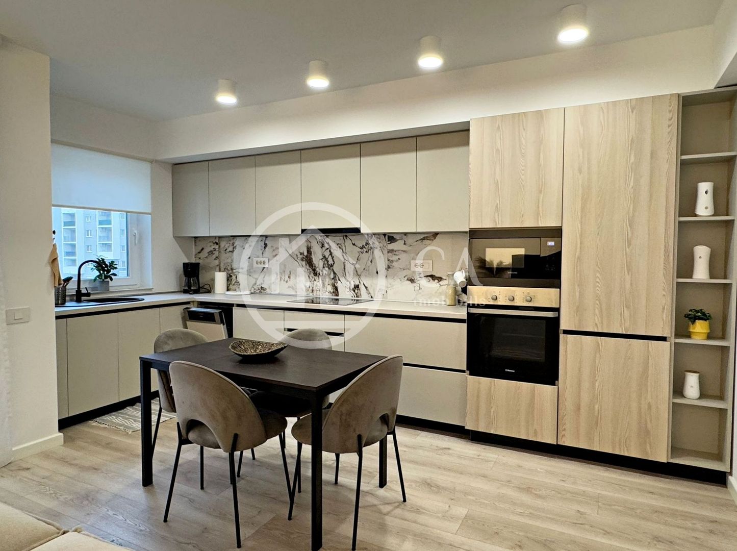 Apartament  LUX de închiriat cu 2 camere în zona Iosia, Oradea - Poză 3