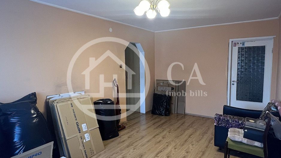 Apartament cu 4 camere de vanzare in Rogerius Oradea - Poză 8