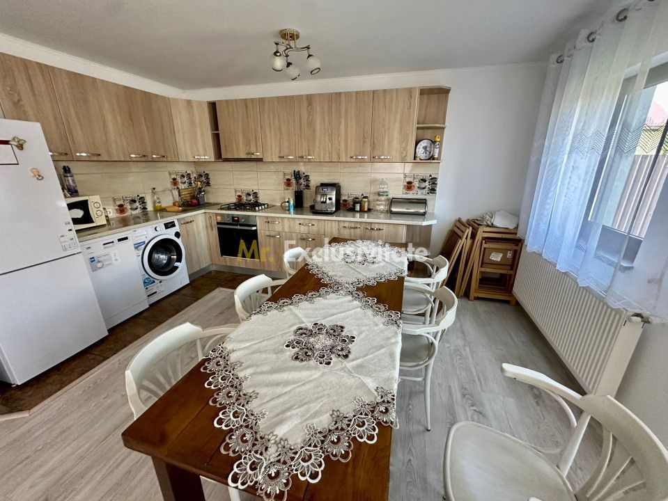 Pensiune de vânzare în Bobu, Scoarța - sau schimb cu apartament Timisoara - Poză 10