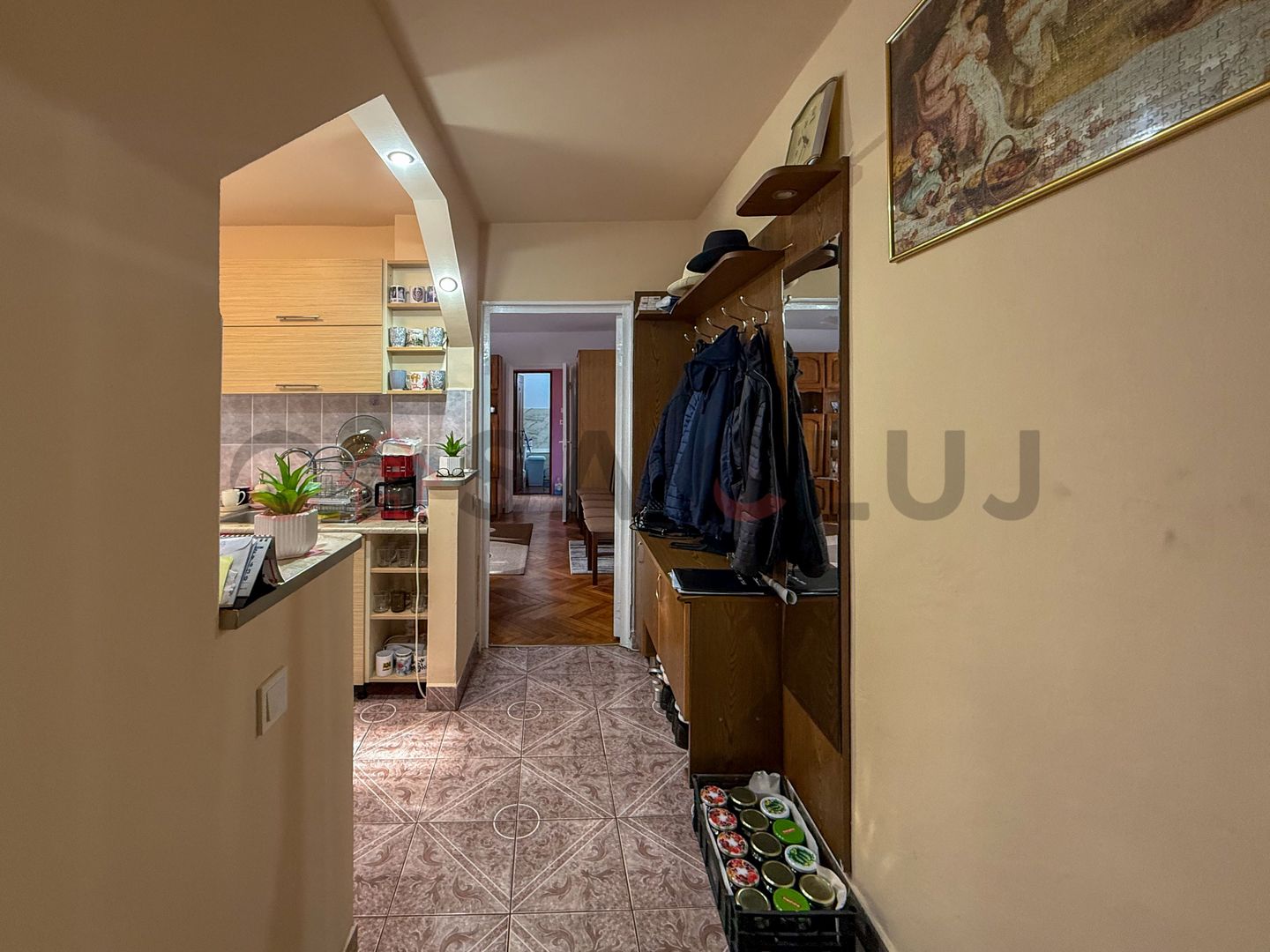 Apartament cu 2 camere, zona FSEGA - Poză 4