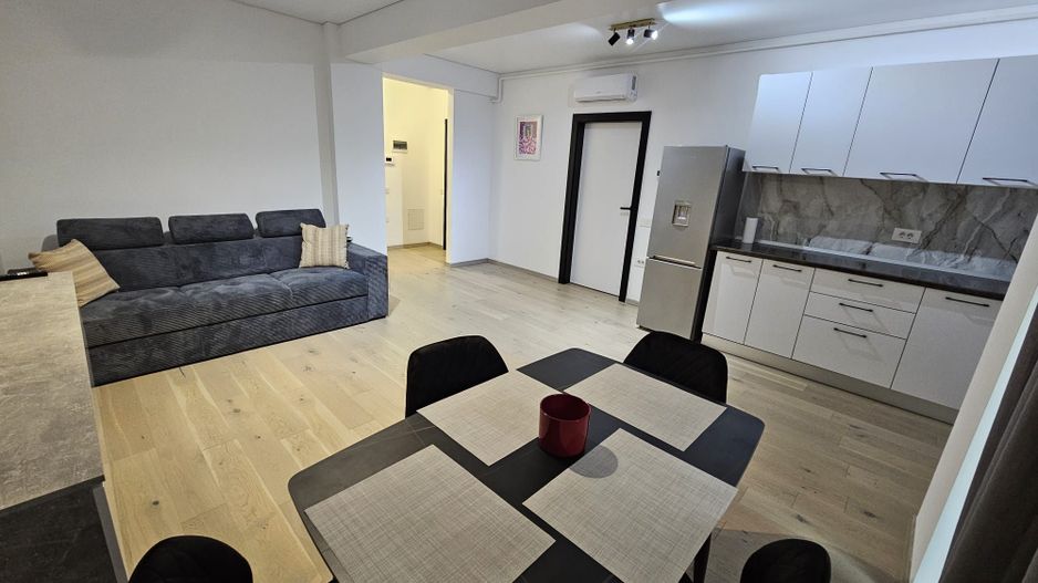 Apartament modern 2 camere, parter, complex securizat, Micro 17 - Poză 1