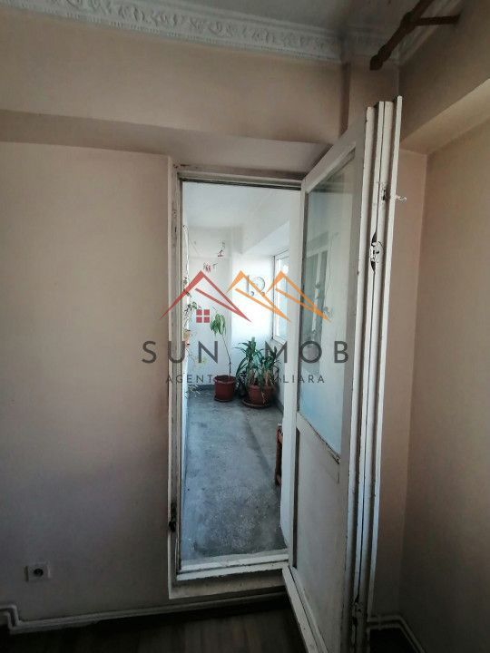 Apartament 3 camere, ultracentral, 1990, 2 bai, 2 balcoane, 74 mp utili - Poză 5