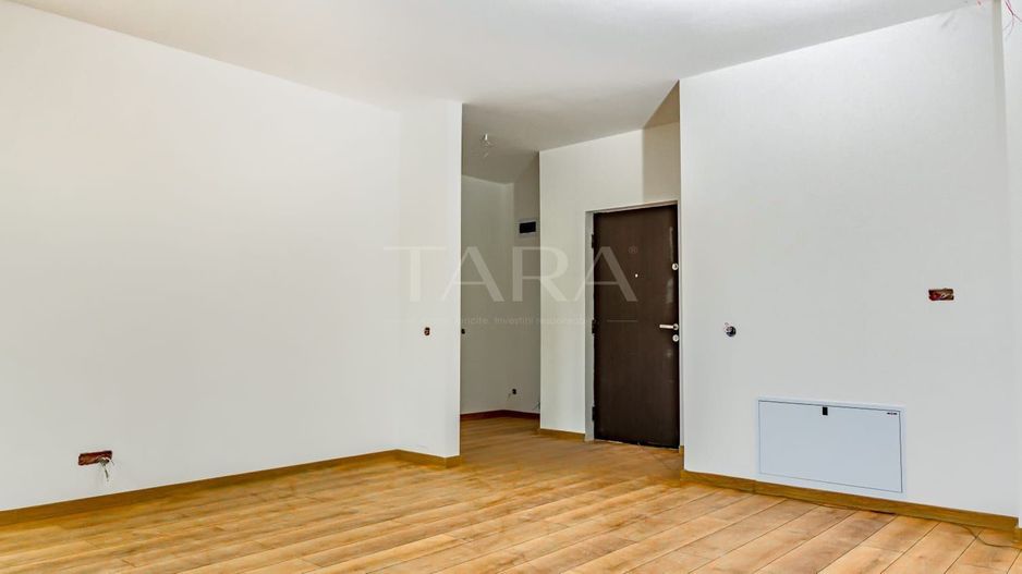 Vând apartament 2 camere, balcon, zona VIVO, Cluj-Napoca. - Poză 1