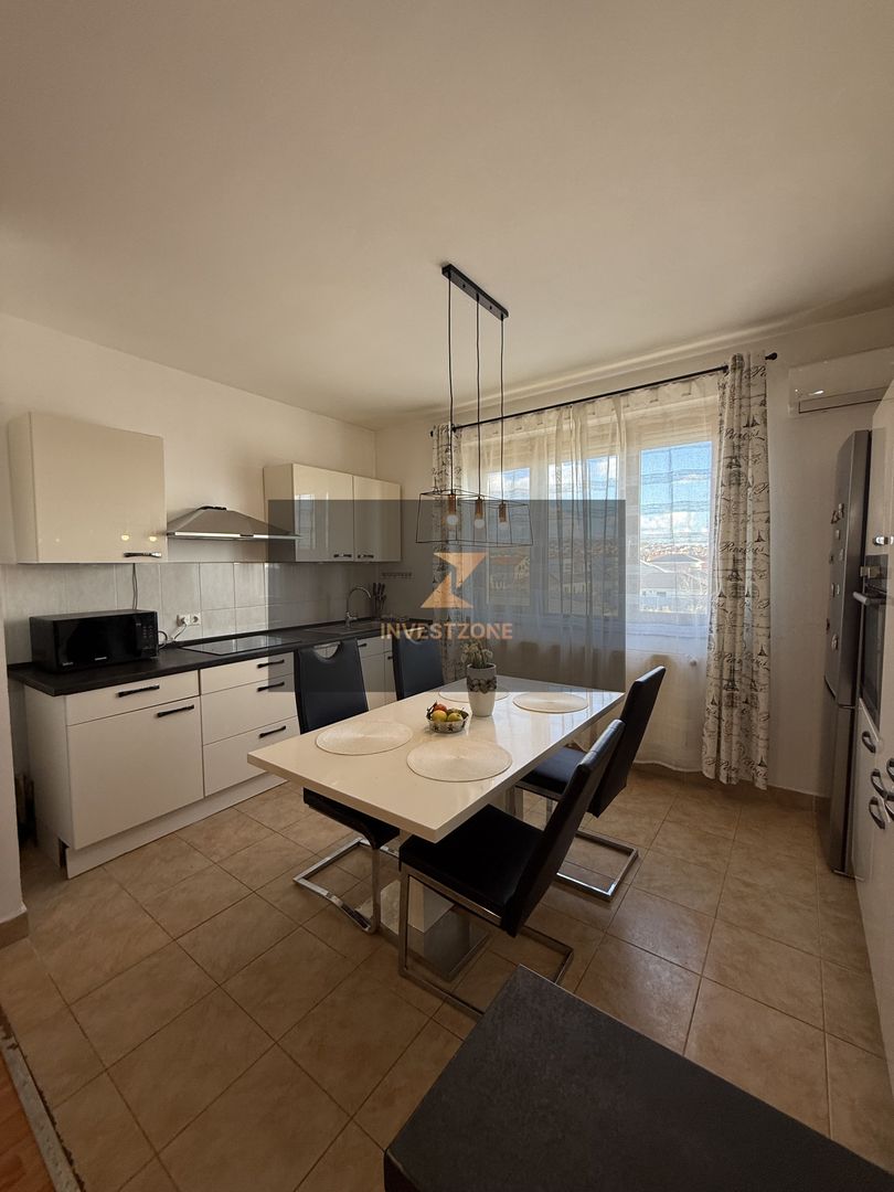 Apartament 3 camere spațios Oradea - Poză 11