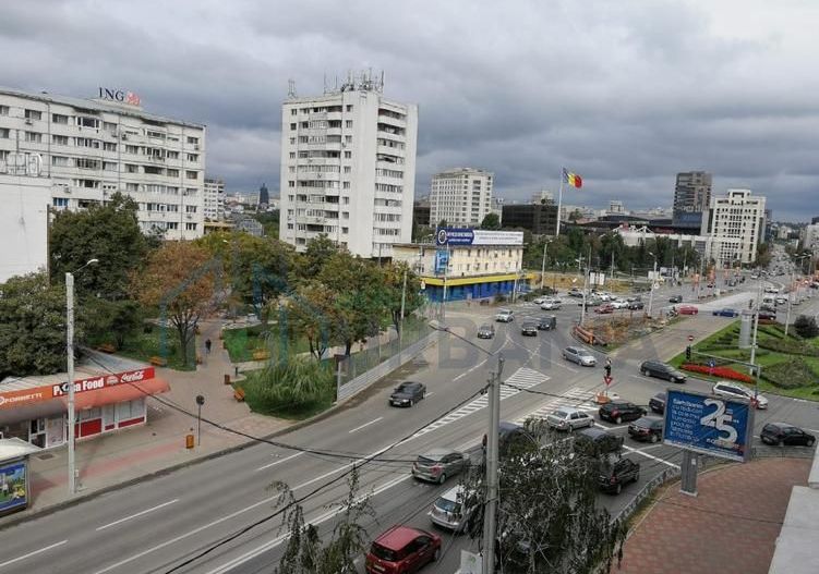 Apartament 3 camere, renovat, Podu Roș - Complex 1001 Articole, 10 minute de Palas - Poză 8