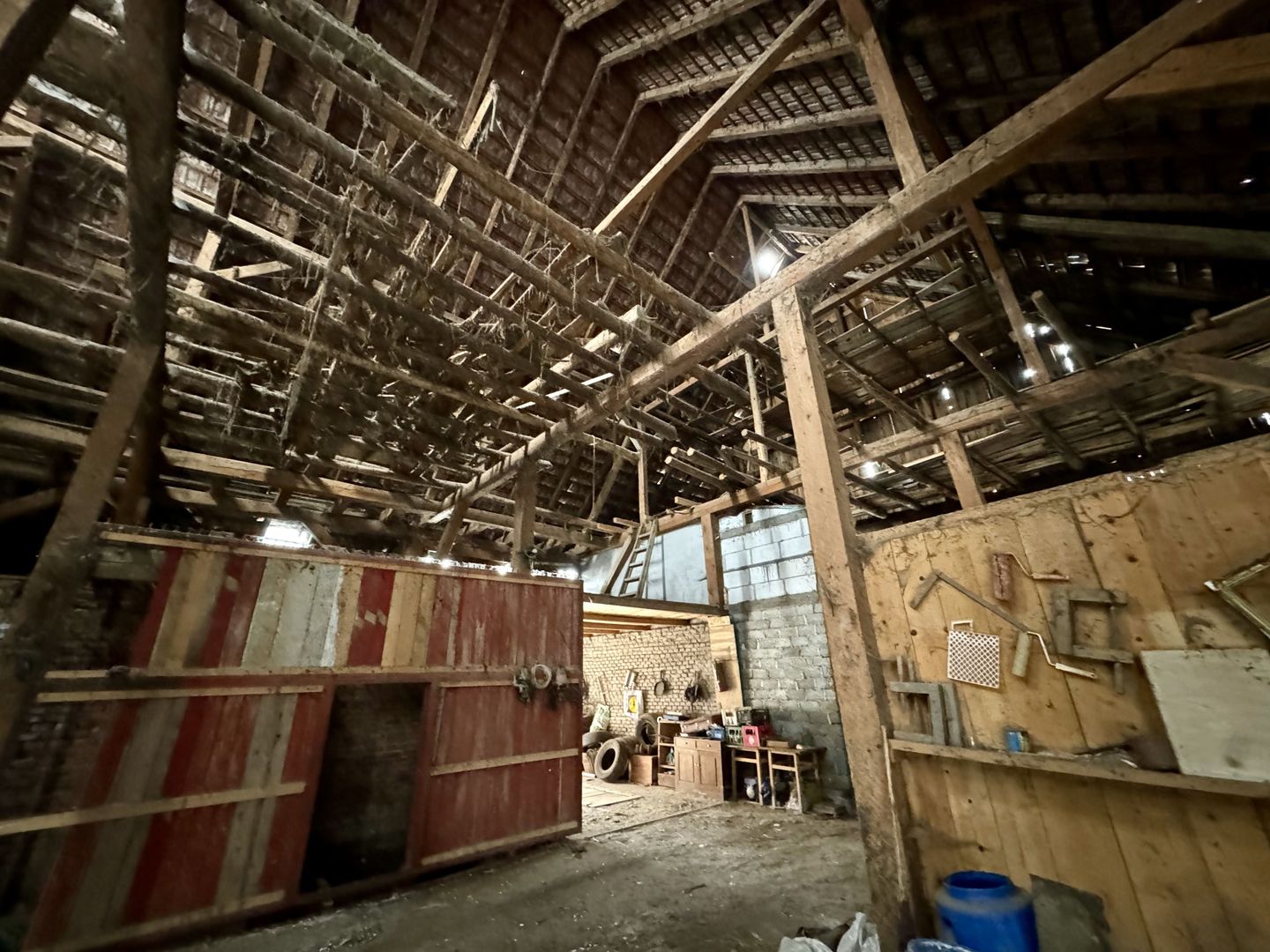 Casă Săsească autentică de vânzare în Râșnov | Teren 720 mp | toate utilitățile - Poză 22