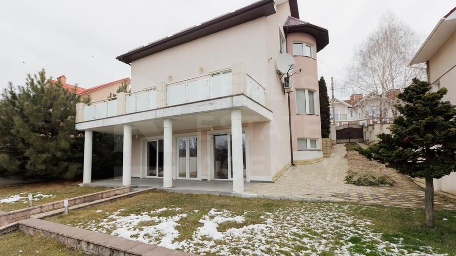 Chirie, casă, 3 camere, strada Plaiului, Botanica - Poză 2