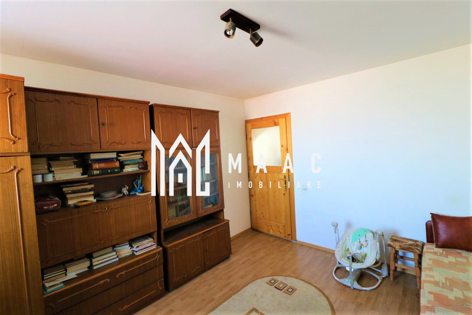 Apartament 5 camere | 137 mp | 2 bai | Curte | Strand - Poză 11