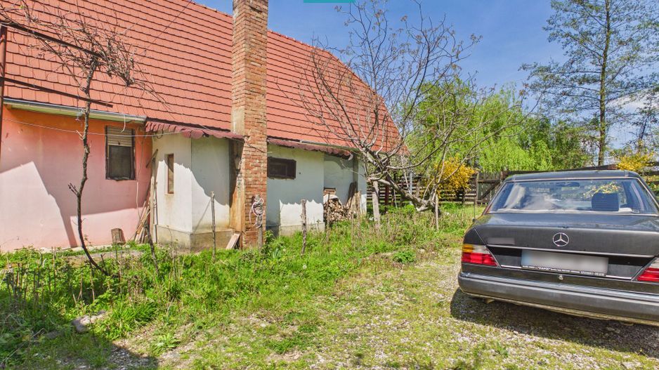 Casă Câmpani, 8000 mp teren, la poalele Apusenilor - Poză 12