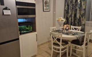 Apartament 3 camere 2 dormitoare pivnita in Vasile Aaron - Poză 3