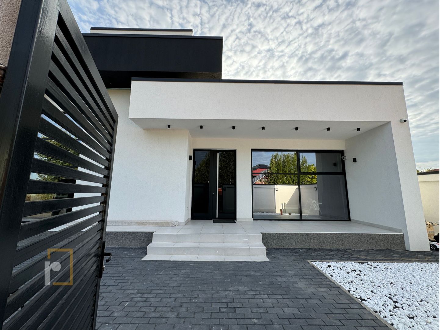 Vila de Lux | zona Laguna Albastra | Corbeanca - Poză 3