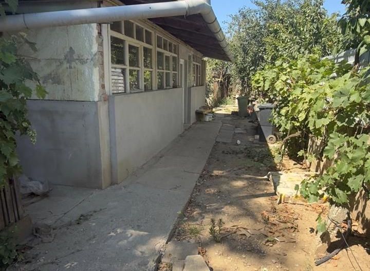 Casa Santandrei din caramida 250 mp teren - Poză 1