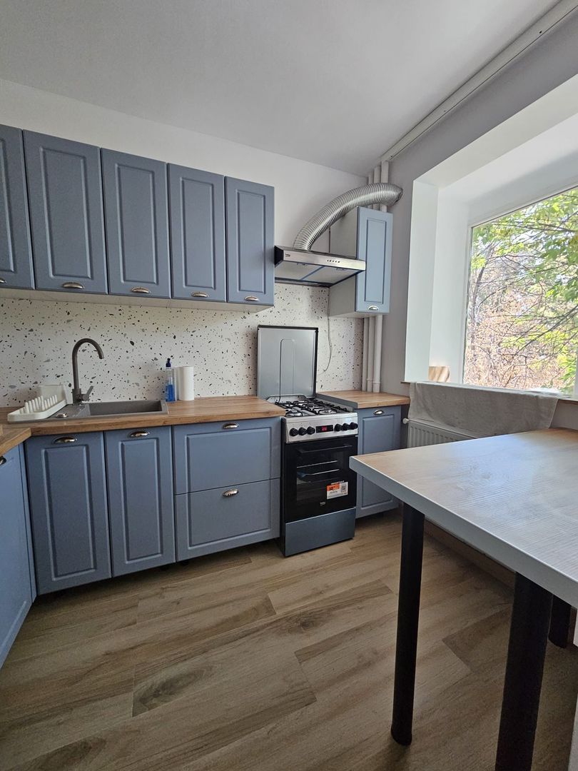 2 camere renovate Mihalache metrou 1 Mai - Poză 9