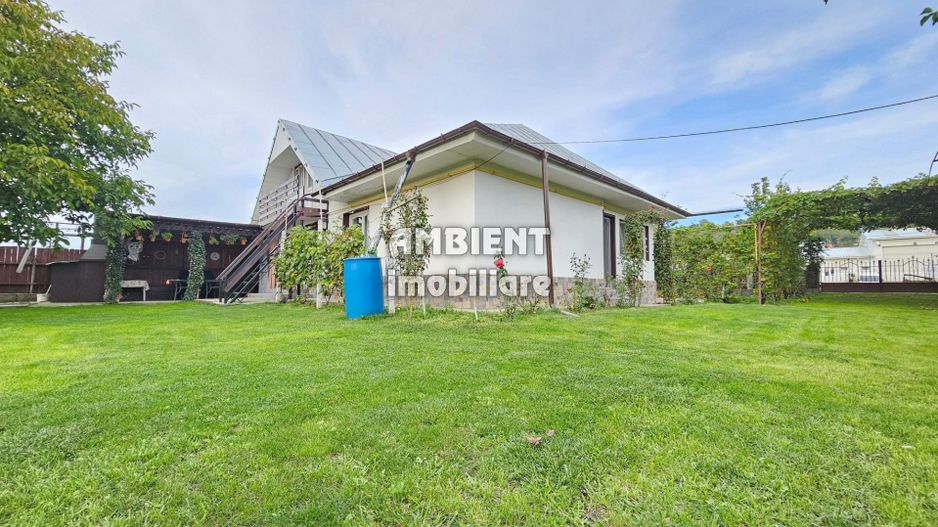 CASA individuală,  teren 2.500 mp, zona Muntenii de Jos; - Poză 2