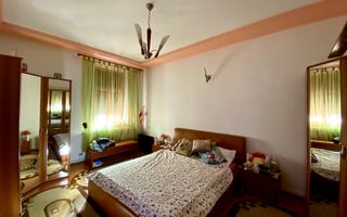 DE VANZARE 3 CAMERE 100 MP | BOXA 10 MP | SEBASTIAN | VULCAN CENTER - Poză 5