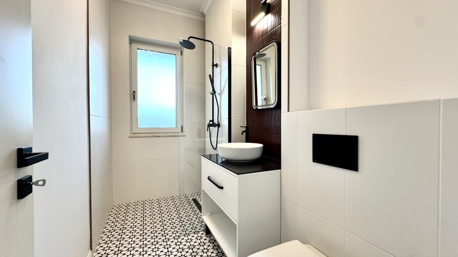 Duplex modern cu grădină, la intrare în Moșnița Nouă - Poză 23