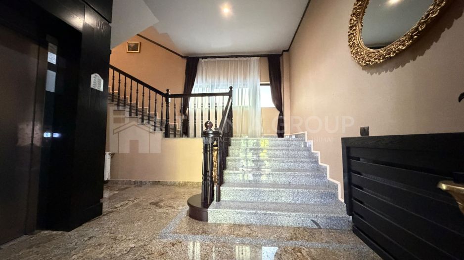Hotel 4 stele, complet echipat, 85 camere, teren 5000 mp - Predeal - Poză 16