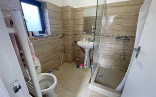 Casa de vanzare cu teren 572 mp si front generos 21 ml - Poză 12