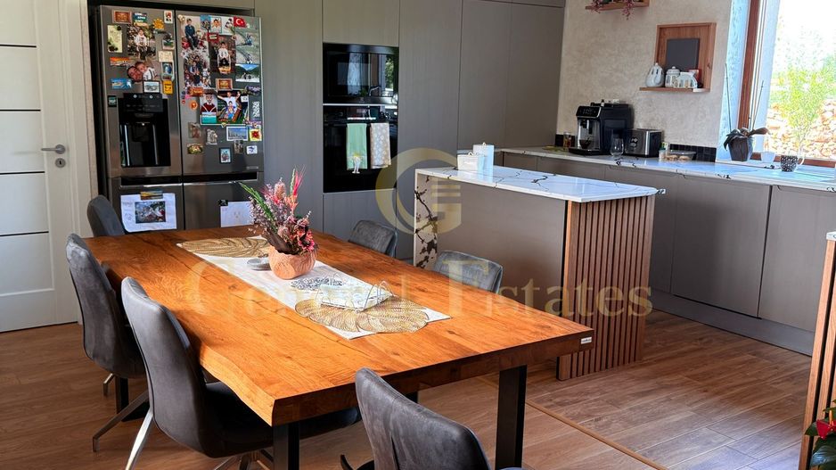 Casă individuală | 4 camere | Teren generos - Poză 4