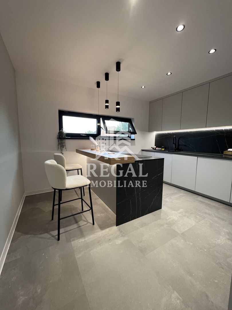 Casă modernă tip duplex, ideală pentru 2 familii – in loc. Strei - Poză 3