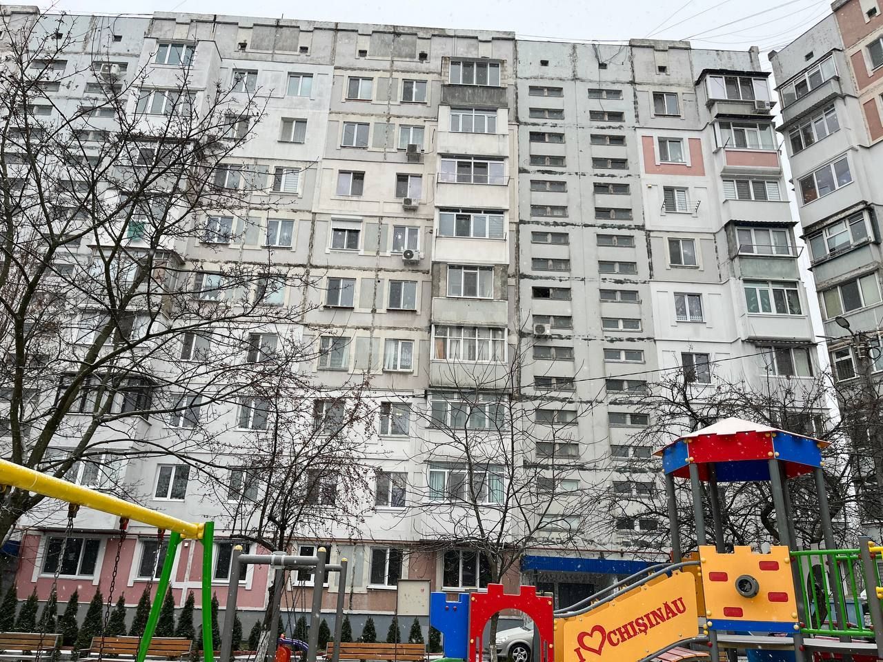 Apartament cu 3 camere, Ciocana - Poză 1