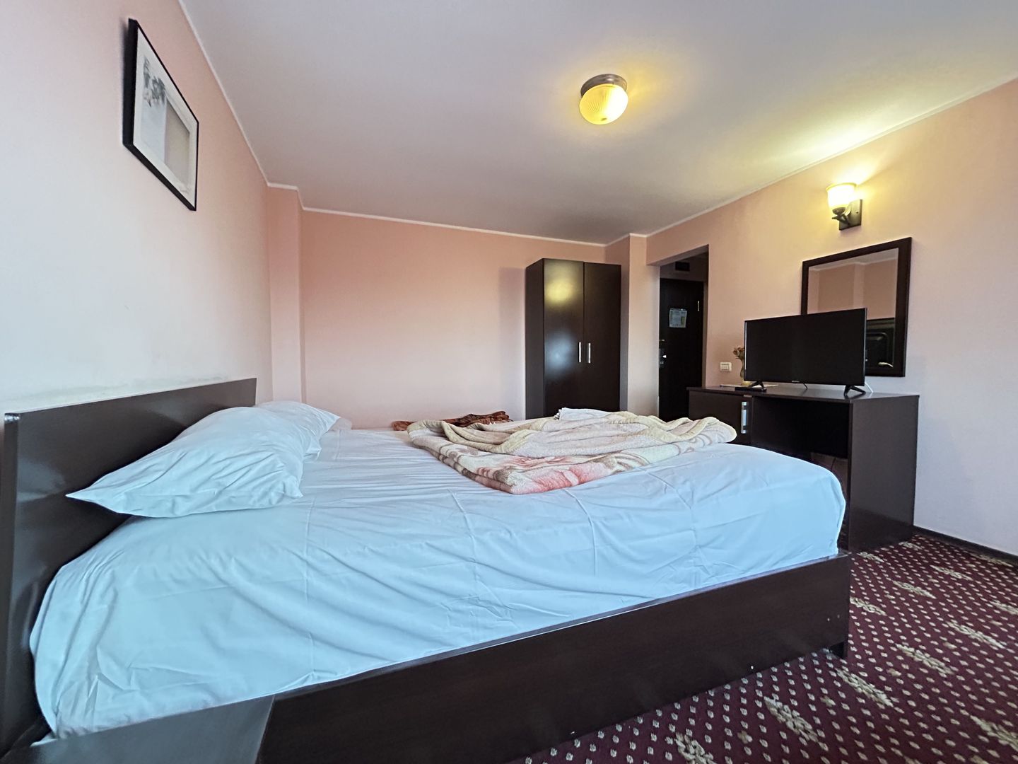 Hotel Austin D+P+3E de inchiriat - ideal birouri/clinica/scoala soferi - Poză 10