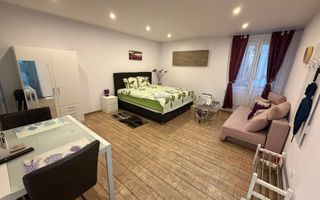 Garsoniera pentru Regim Hotelier | 30 mp |  | Piața mare | - Poză 2