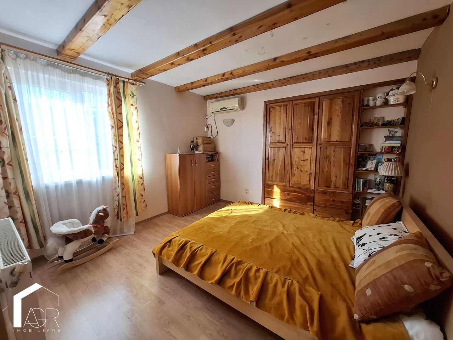 Casa tip duplex cu 6 camere, zona Republicii - Poză 15