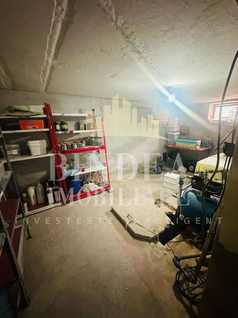 Casa pe principala in Giarmata  737mp teren - Poză 15