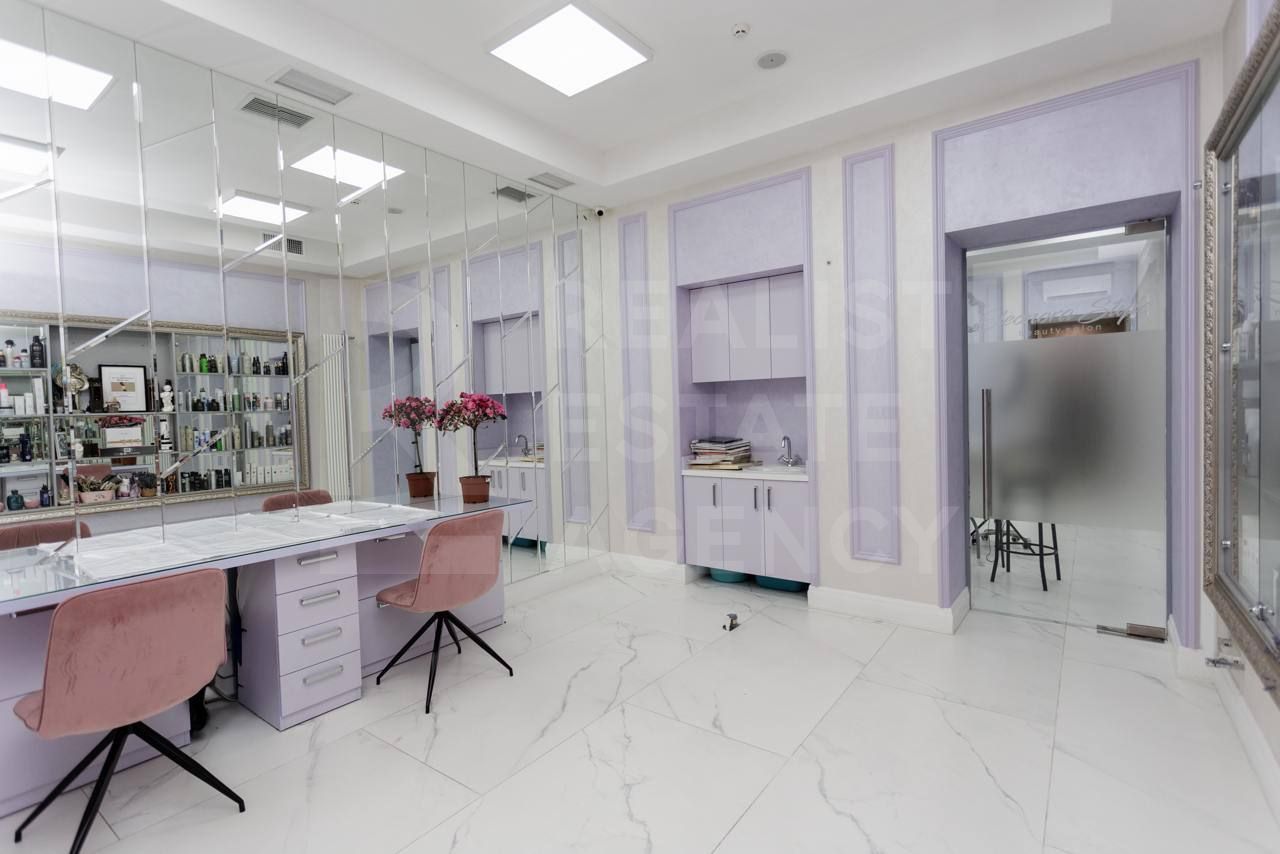 Vânzare, spațiu comercial, 74.2 mp, str. Alexandru cel bun 3B, Centru - Poză 2