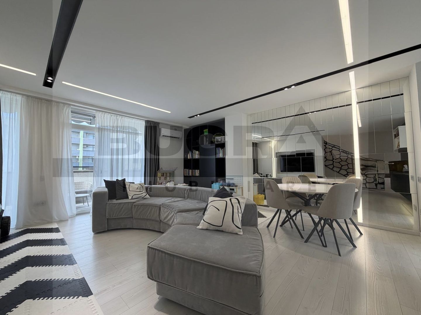 Penthouse 2 niveluri de 120mp, terase 60mp, parcare, zona Iulius Mall - Poză 1
