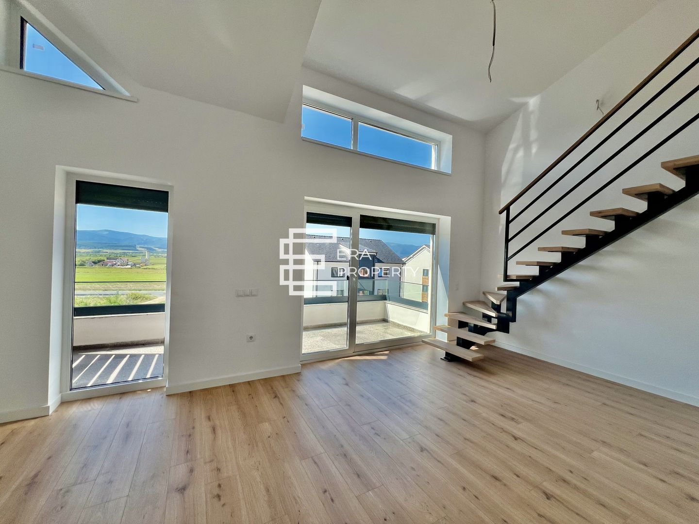 Penthouse 3 camere- 100 mp- intabulat -Cristian- Sibiu - Poză 3