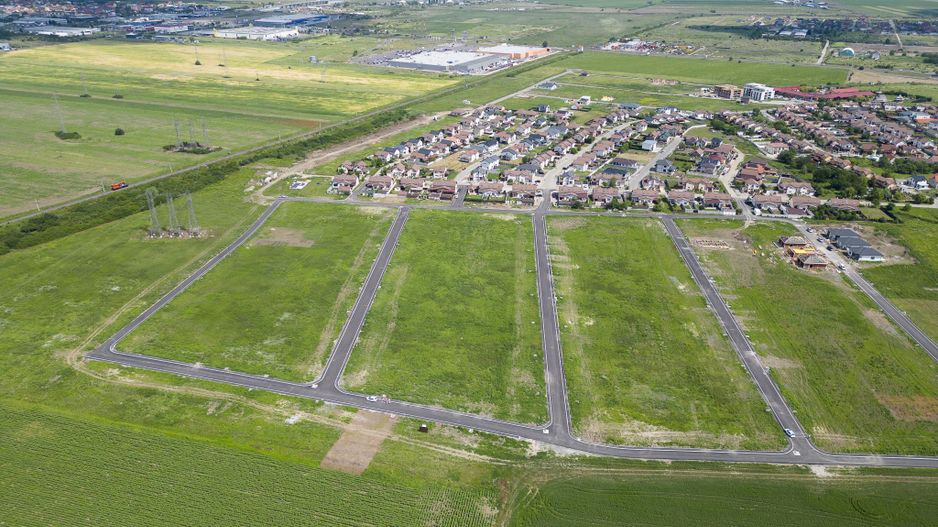 Loc de casa de 476 mp în Via Carmina - Poză 14