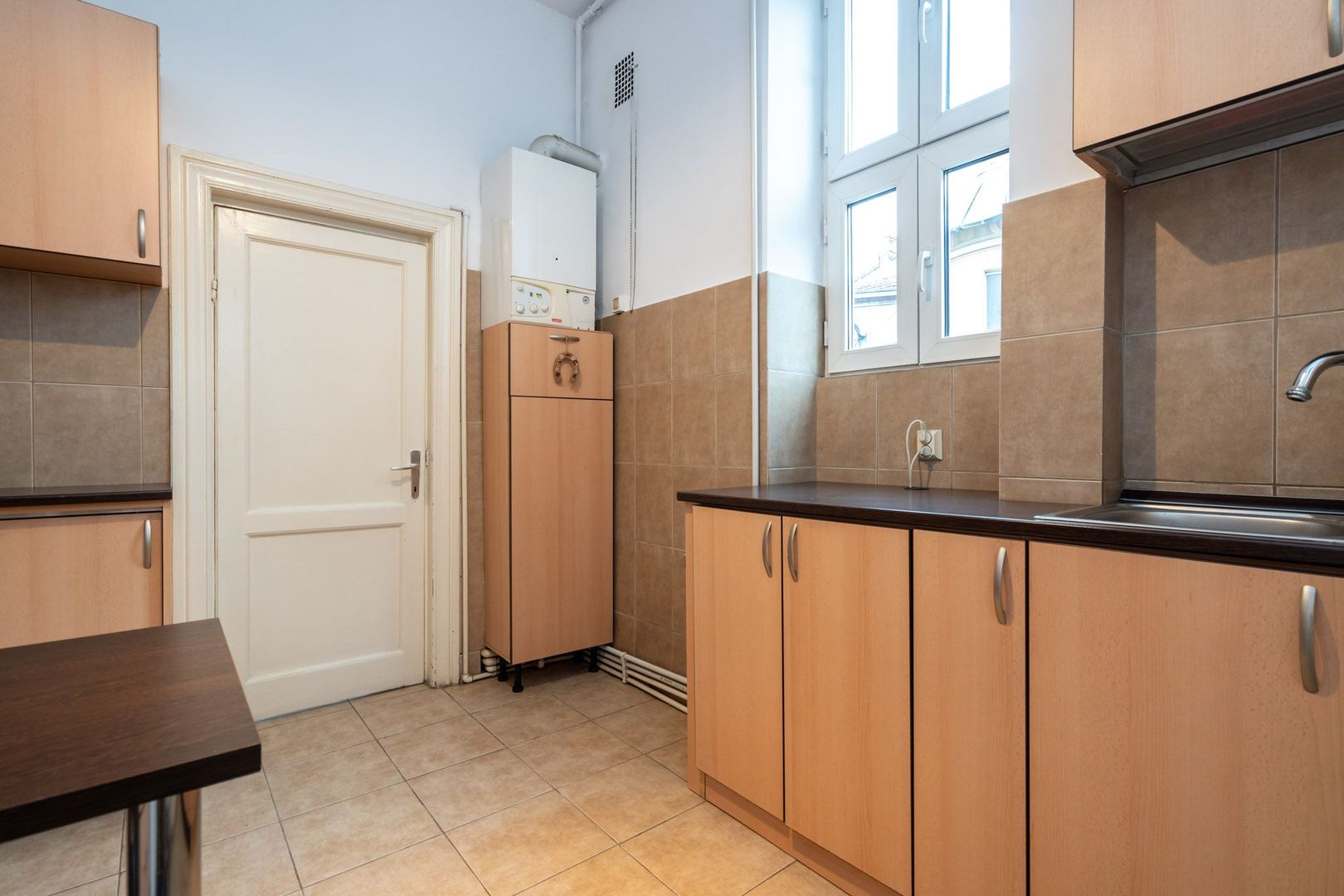 COMISION 0% - Apt.3 camere renovat,Bd. Lascar Catargiu, imobil fara risc seismic - Poză 6