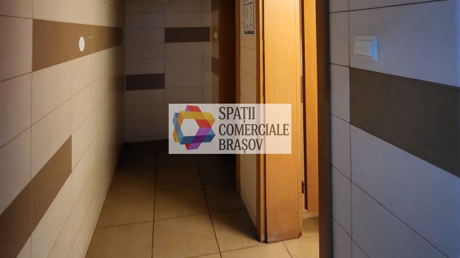 Spațiu comercial cu terasă - 350 mp - Poză 8
