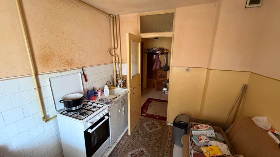 Apartament 2 camere, etaj 2 - Cugir - Poză 3
