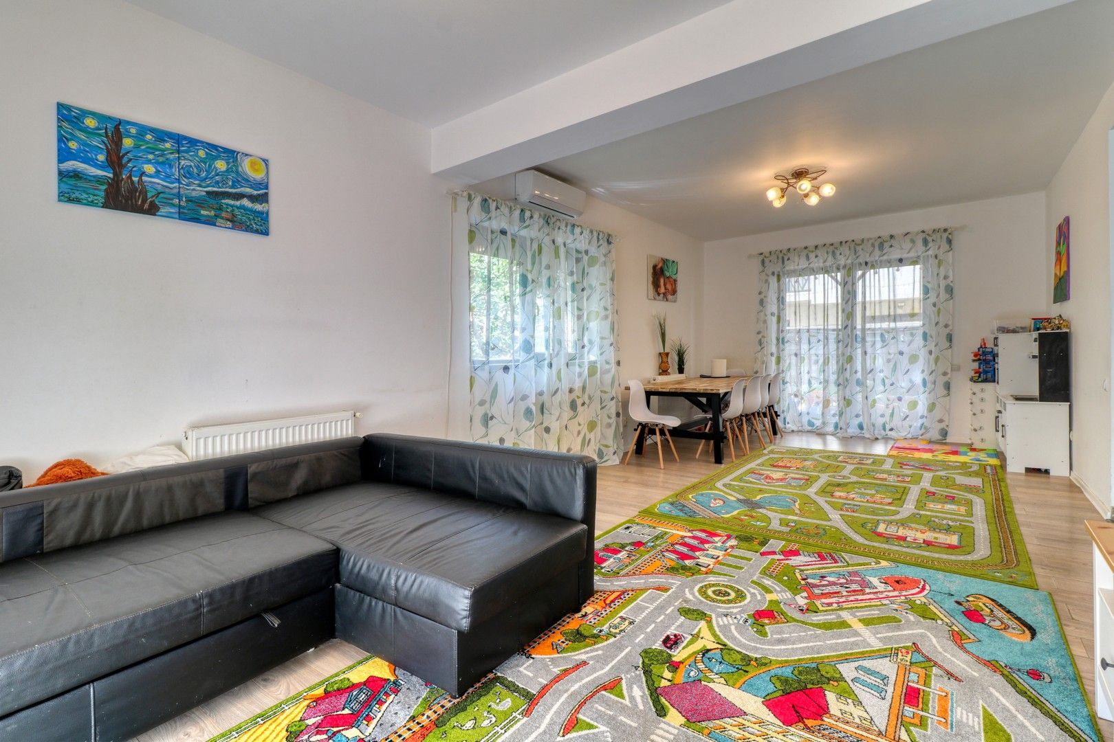 Tunari- Vilă individuală -4 camere si gradina- - Poză 13