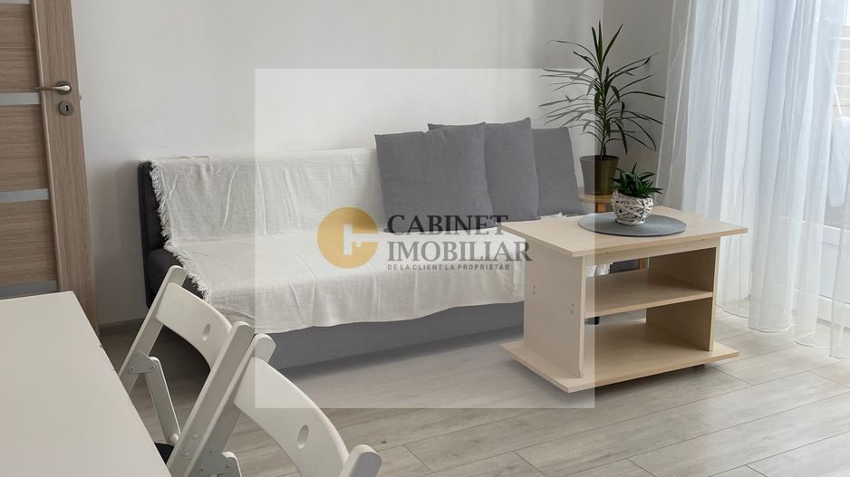 2 camere  | Bulevard Gh. Magheru - Romana | Decomandat | Balcon - Poză 3
