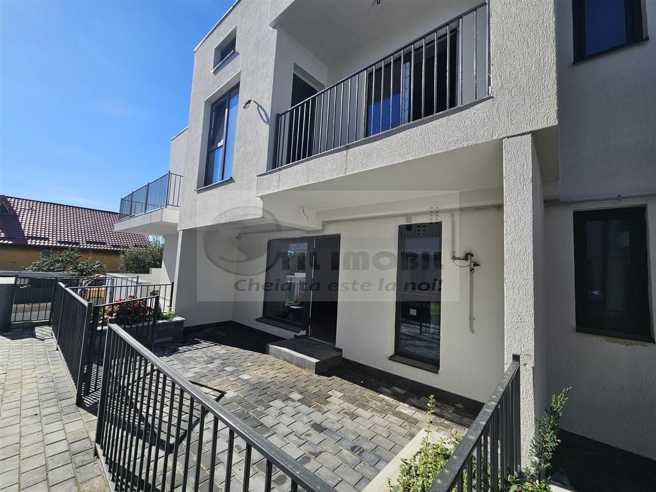 Apartament exclusivist dispus P+1 - 75mp - Poză 1