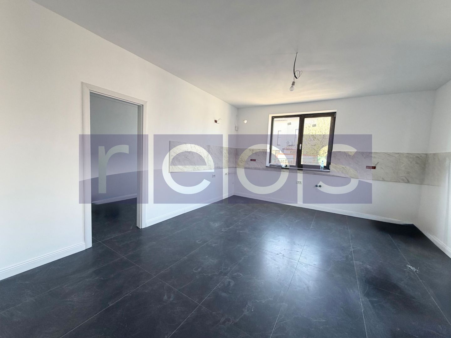 VILA INDIVIDUALA P+1+M | 284 MP UTILI | 5 DORMITOARE | ZONA BUCURESTII NOI - Poză 8