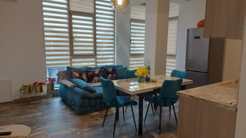 Apartament modern 3 camere 70 mp utili parcare privata zona Selimbar - Poză 3