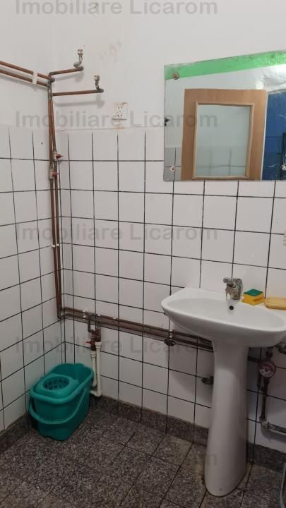 Spatiu comercial Piata Astra intrare din Uranus, VAD COMERCIAL - Poză 2