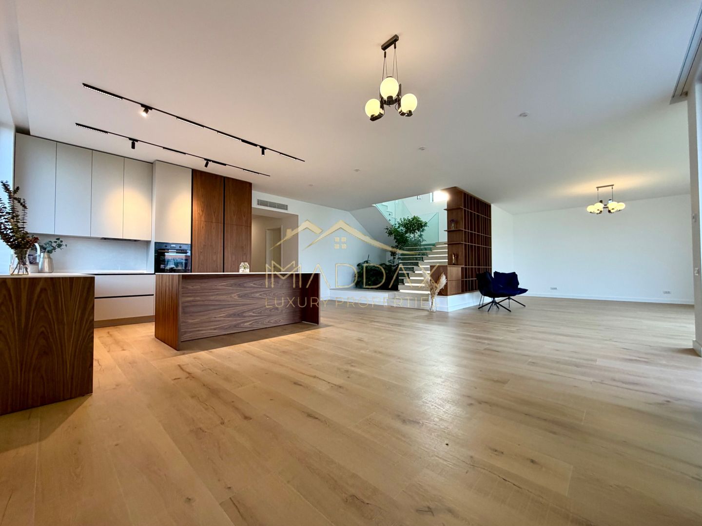 Vila Exclusivista in Mijlocul Naturii *959mp teren*/ 420mpc / Balotesti - Poză 4