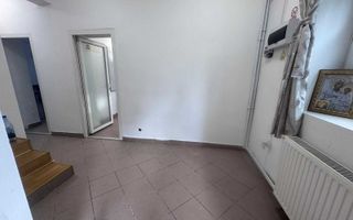 De închiriat: vilă parter + etaj + mansardă - lângă One Cotroceni - Poză 4