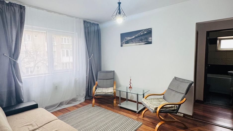 Apartament cu 2 camere, semidecomandat, Cantemir - Poză 1